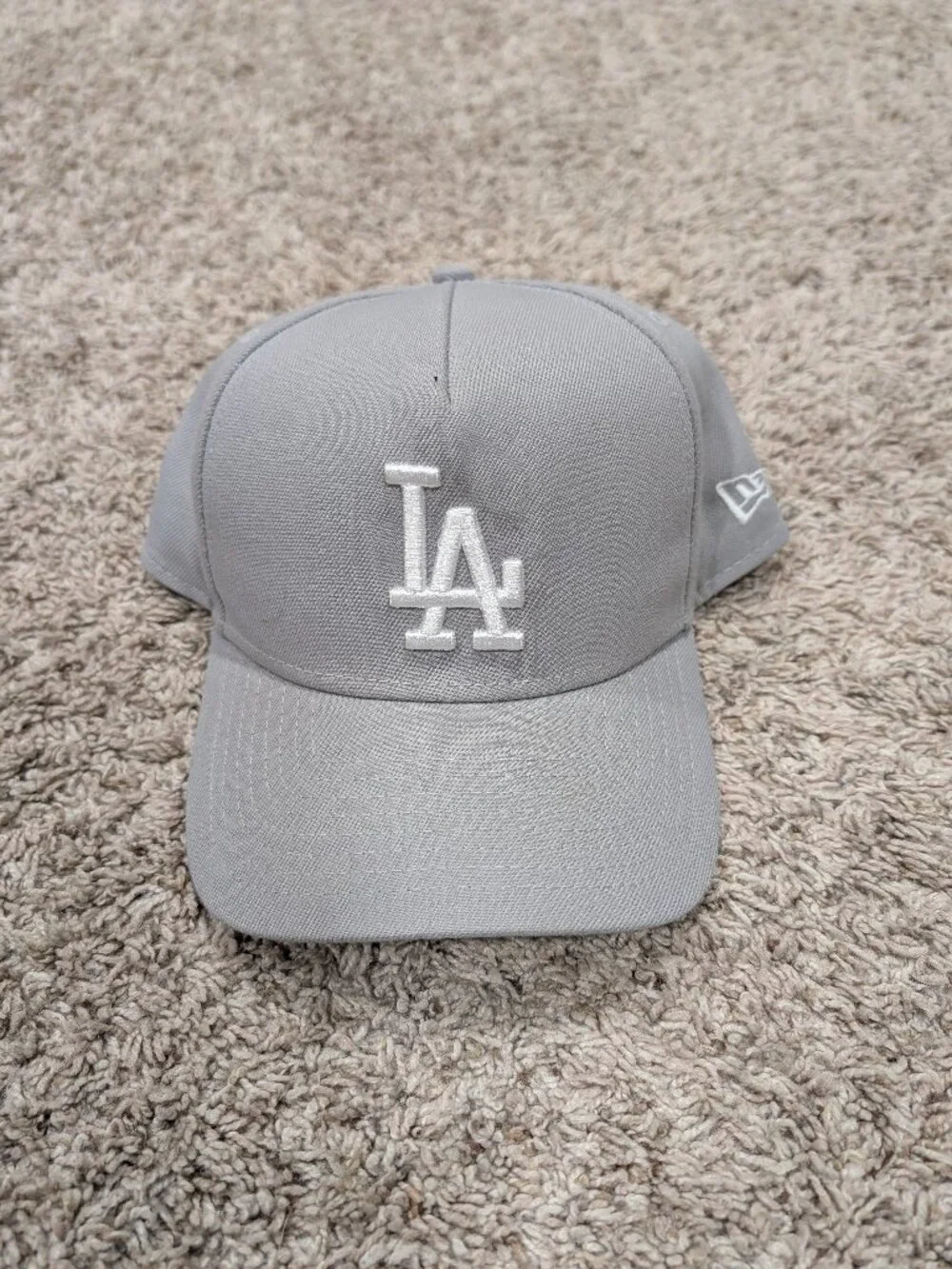 Los Angeles Dodgers New Era White on Grey Cap - One Size Fits Most - Adjustable
